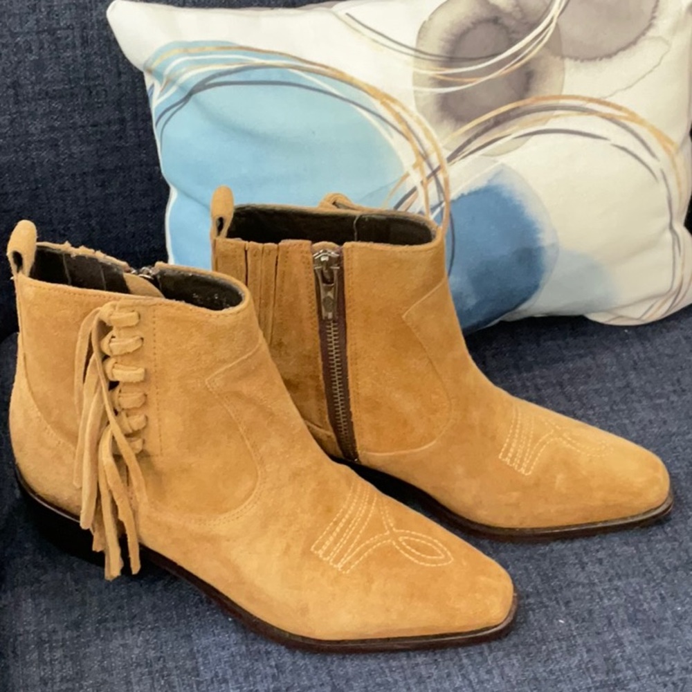 Donald J Pliner Mona Saddle Boot size 6, NWOT